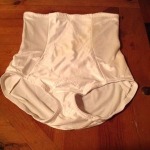 Cupid Shape Wear White Panties